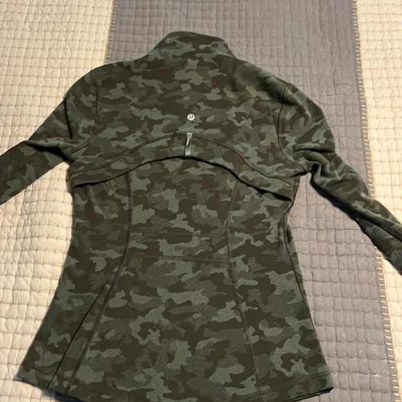 Lululemon Running Jacket - Picture 5 of 5